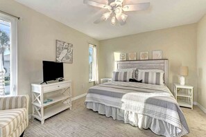 2 bedrooms, Internet, bed sheets - Sugaree -  2bedroom Private Pool Property in Holmes Beach (Holmes Beach)