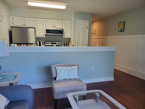 Interior - One Bedroom Condo in River Oaks Golf & Tennis Resort (Myrtle Beach)
