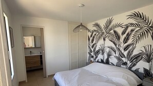 3 soverom, strykejern/-brett, reiseseng for barn og wi-fi (inkludert)