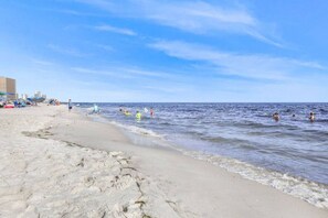 Unclassified image, 2 of 33, button