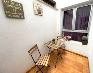 Outdoor dining - Apartment near the beach with pool and WIFI (I) (Galdar)