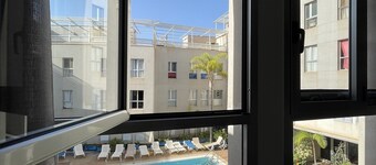 Apartment near the beach with pool and WIFI (I)