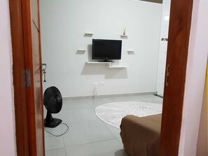 2 quartos, ferros/tábuas de passar roupa, Wi-Fi de cortesia