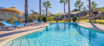 Cubo's Finca La Deseada / private pool / free wifi