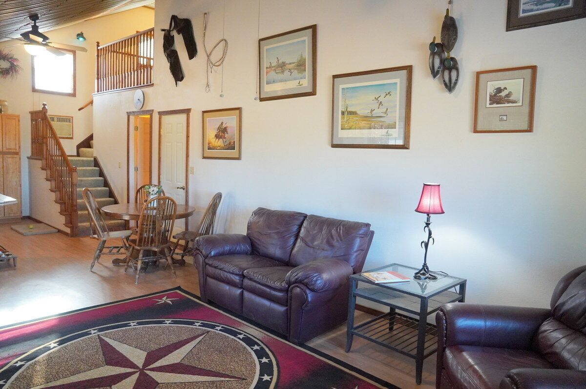 Unique pet friendly barn apartment