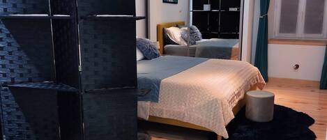 4 chambres, bureau, fer et planche Ă repasser, Wi-Fi gratuit