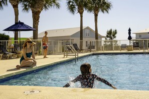 Indoor pool - Pet Friendly House and Beach. Large space for fam (Gulf Shores)