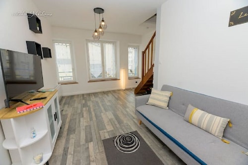 Bright, spacious apartment