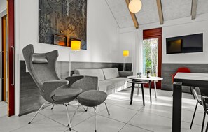 TV, table tennis - 2 bedroom lovely home in Grenaa (Grenaa)