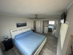 3 bedrooms, desk, iron/ironing board, free WiFi - Perfect for your long stay in Clearwater (Clearwater)