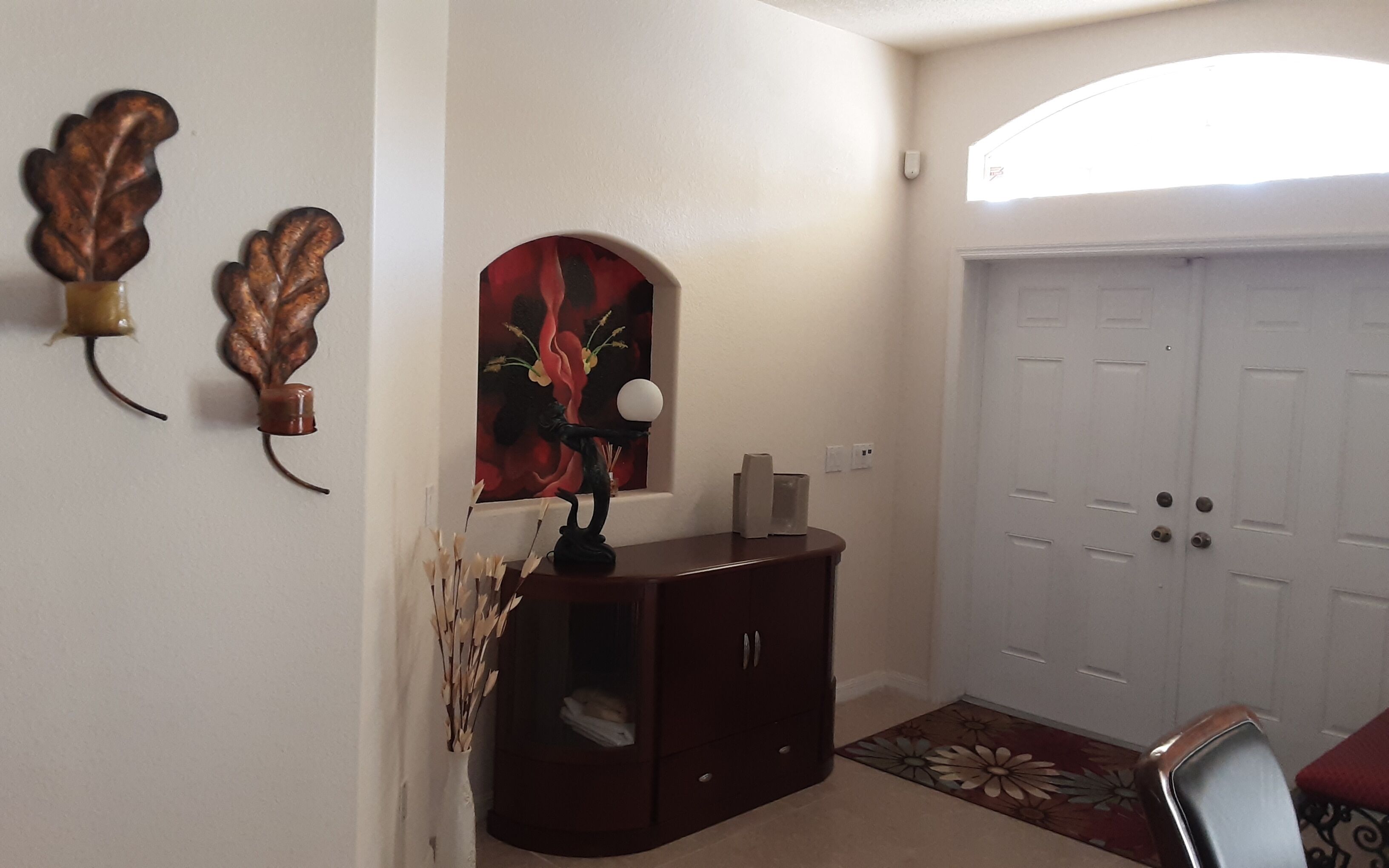 Spacious Quiet Home with Resort Feel, Pool & Jacuzzi