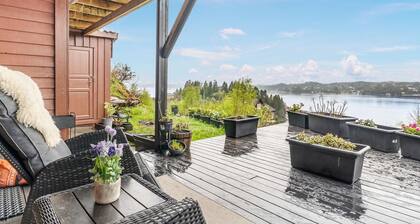 2 bedroom nice home in Fana
