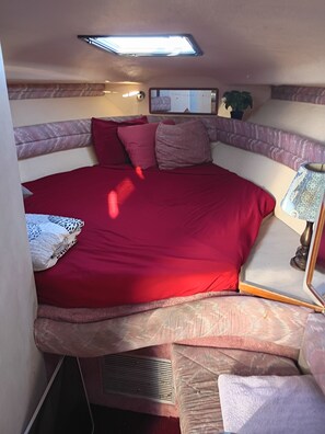 3 chambres, coffres-forts dans les chambres, Wi-Fi, draps fournis