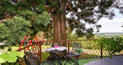 Lovely home in Gornja Reka with WiFi