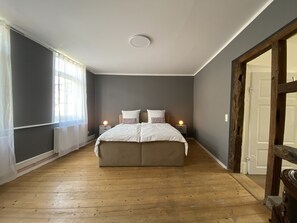 1 bedroom, iron/ironing board, free WiFi, bed sheets - Center, modern renovated old town apartment, Torster #3 (Hameln)