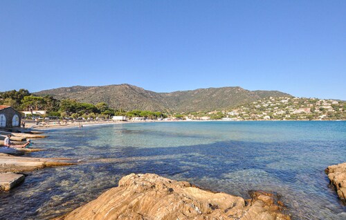 3 bedroom awesome home in Le Lavandou