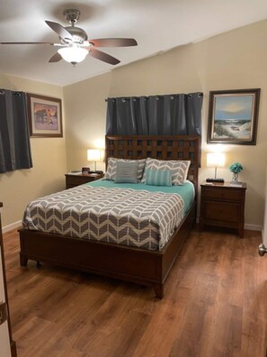 2 bedrooms, desk, iron/ironing board, free WiFi