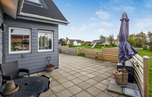 Outdoor dining - 3 bedroom beautiful home in Vemb (Vemb)