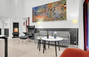 Interior - Awesome home in Grenaa with kitchen (Grenaa)