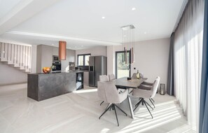 Dining - Cozy home in Makarska (Makarska)