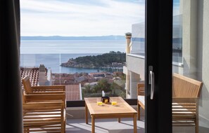 Outdoor dining - Cozy home in Makarska (Makarska)