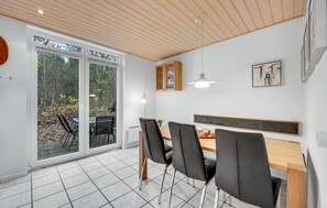 Dining - Awesome home in Nørre Nebel with WiFi (Nørre Nebel)
