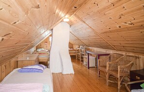 3 Schlafzimmer, Reisekinderbett