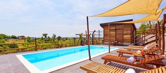 Lovely home in Popovaca