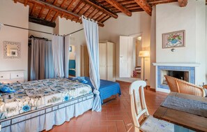 2 chambres, accĂšs au Wi-Fi (inclus)