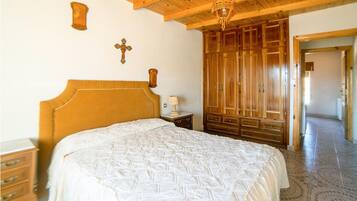 5 camere, culla da viaggio, lenzuola