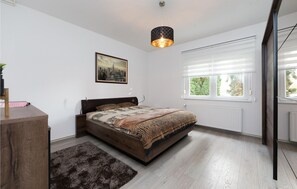 1 Schlafzimmer, Bügeleisen/Bügelbrett, Reisekinderbett, kostenloses WLAN