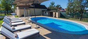 Cozy home in Donji Andrijevci