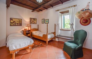 3 Schlafzimmer, Reisekinderbett, Bettwäsche