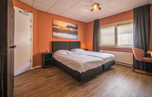 4 bedrooms, free WiFi