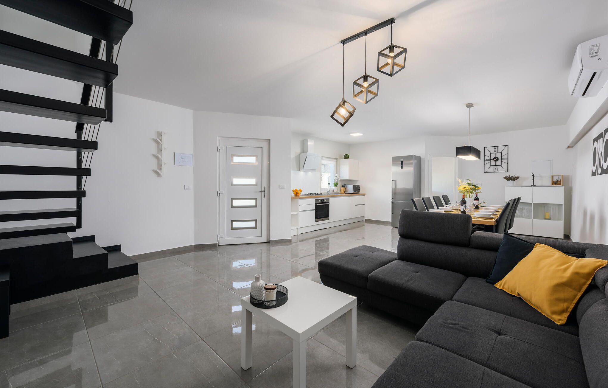 Smart TV, table football