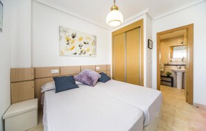 2 bedrooms - 2 bedroom lovely apartment in Cabanes (Cabanes)