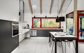 Réfrigérateur, lave-vaisselle, cafetiÚre/bouilloire