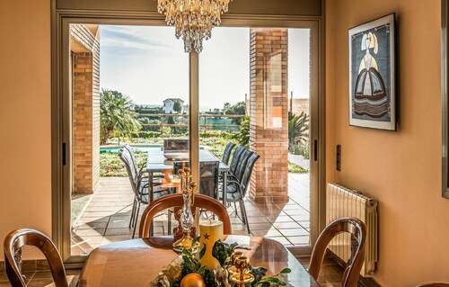 Stunning home in Sant Cebrià de Vallalta