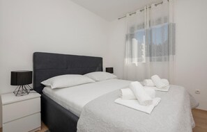 1 chambre, coffres-forts dans les chambres, lit parapluie, Wi-Fi gratuit
