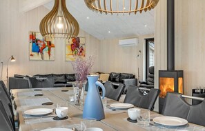 تناول الطعام