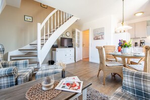 Unclassified image, 3 of 50, button