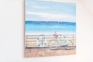 Unclassified image, 5 of 50, button