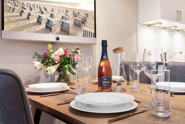 صورة غير مصنفة، 1 من 20، زرّ