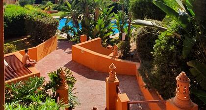Beautiful and modern apartment near the sea and golf resort!