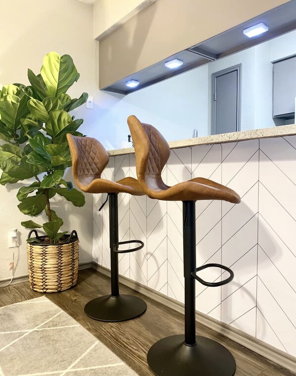 Interior - The Wanderlust (Irving)