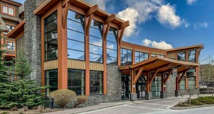 Luxury 2BR Canmore Retreat | Indoor Pool | Near Banff | 10%+ Member-Only Deal
