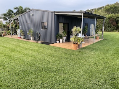 Pegasus Horse Park farm stay is a rural retreat close to the beach.