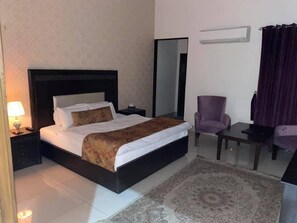 行政雙人房 | 熨斗/熨衫板、免費 Wi-Fi、床單