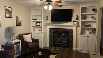 Fireplace, video games