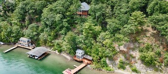 Lake A Lot: "Charming and Modern - Canandaigua Lake Dream Home!"